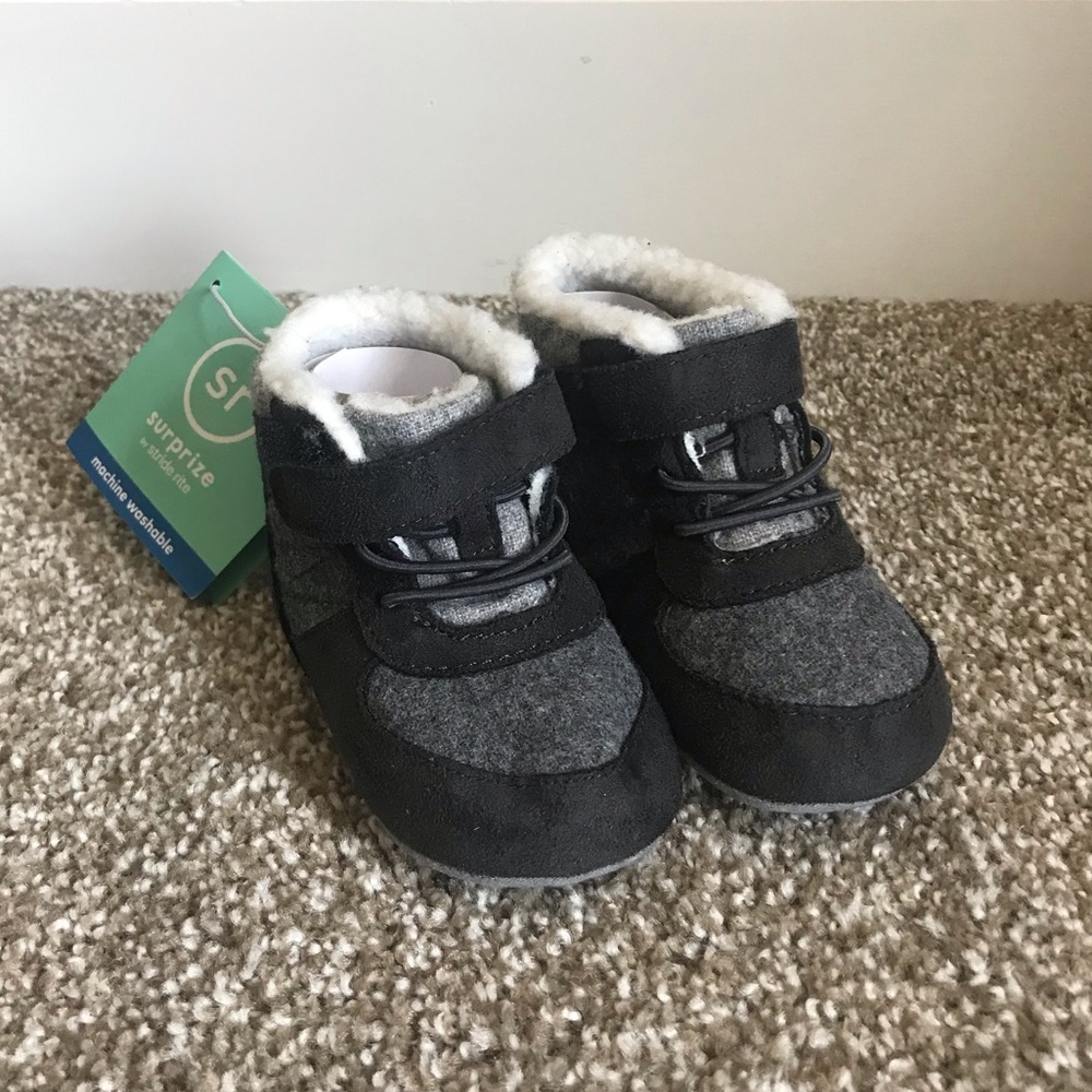 Surprize by stride rite grey boots